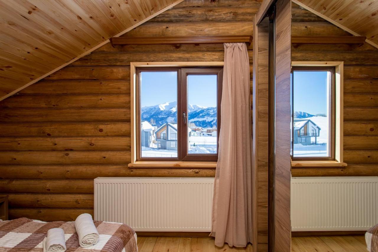Snow Time Eco Chalet Gudauri Exterior photo
