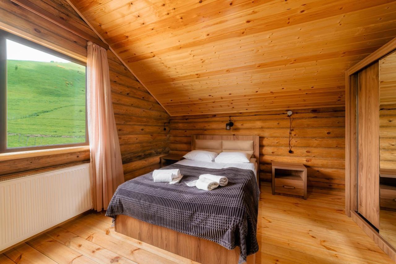 Snow Time Eco Chalet Gudauri Exterior photo